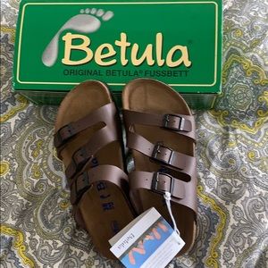 Betula Sandals